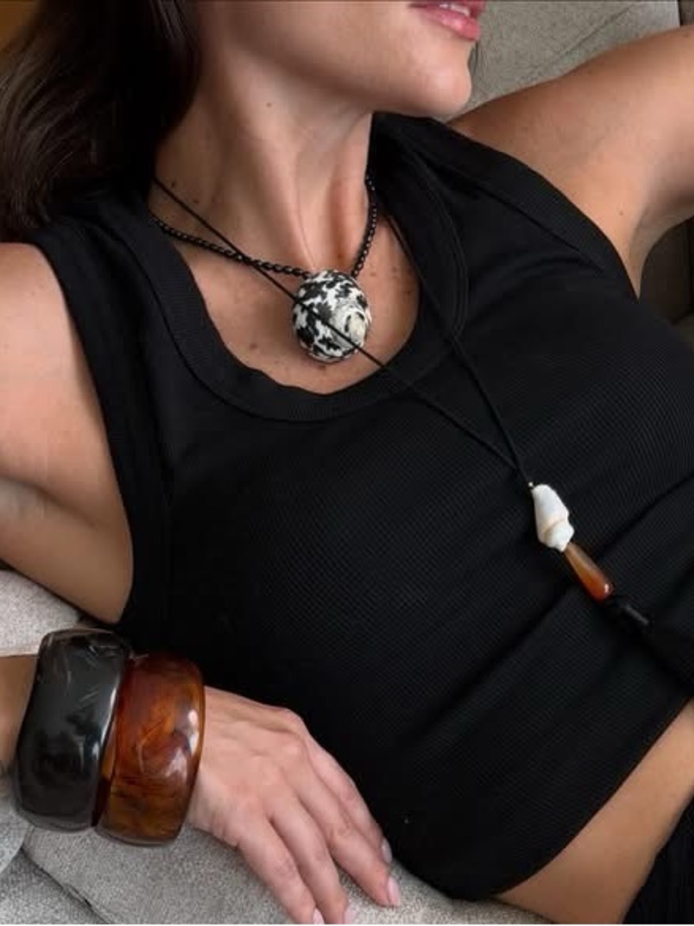 NEW Mayamar Black Onyx Beaded Shell Pendant Necklace Coastal Boho - Picture 4 of 8
